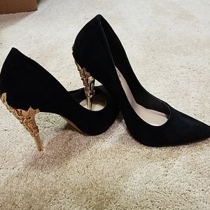 Esperanza ShoeDazzle Pump